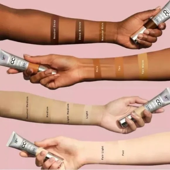 It Cosmetics CC+ Color Correcting Full Coverage Cream + SPF 50+ - Picture 5 of 8